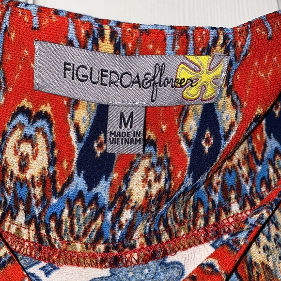 Nwt top size M by Figueroa flower - Picture 7 of 9